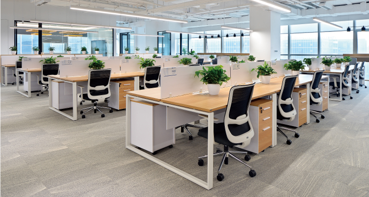 圣奥办公家具为红星·美凯龙设计高效职员办公空间实拍图