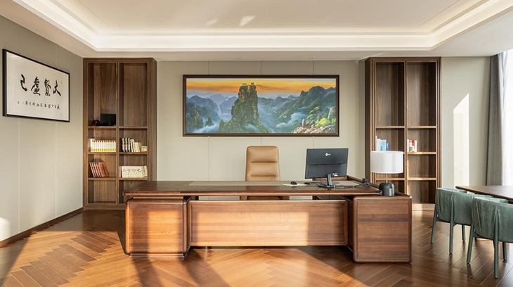 圣奥为龙成集团打造的领导办公空间