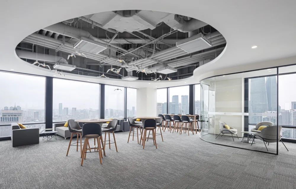 浙江圣奥办公家具为中信银行信银理财提供办公家具及空间解决方案