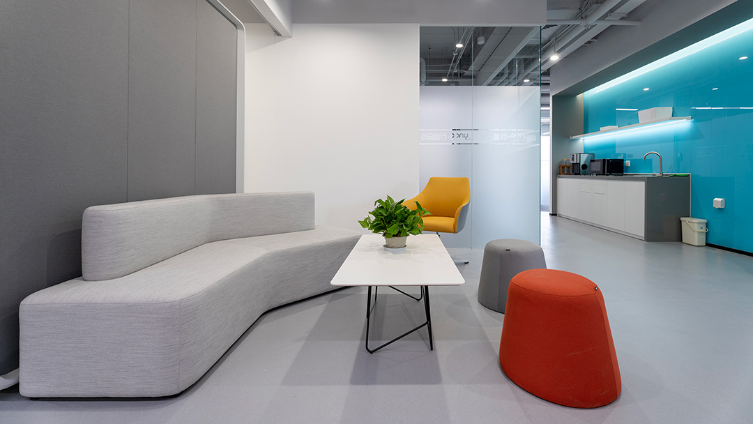 圣奥办公家具为某北京科技公司打造的休闲空间实拍图 圣奥办公家具为某北京科技公司打造的休闲空间实拍图