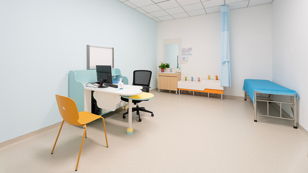 圣奥为西安大兴医院渭水园园区设计的专家诊室实拍图 圣奥为西安大兴医院渭水园园区设计的专家诊室实拍图